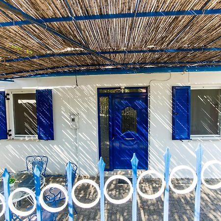Blue White Apartments - Kefallonia Poolside Retreats Spartia (Kefalonia) Exterior foto