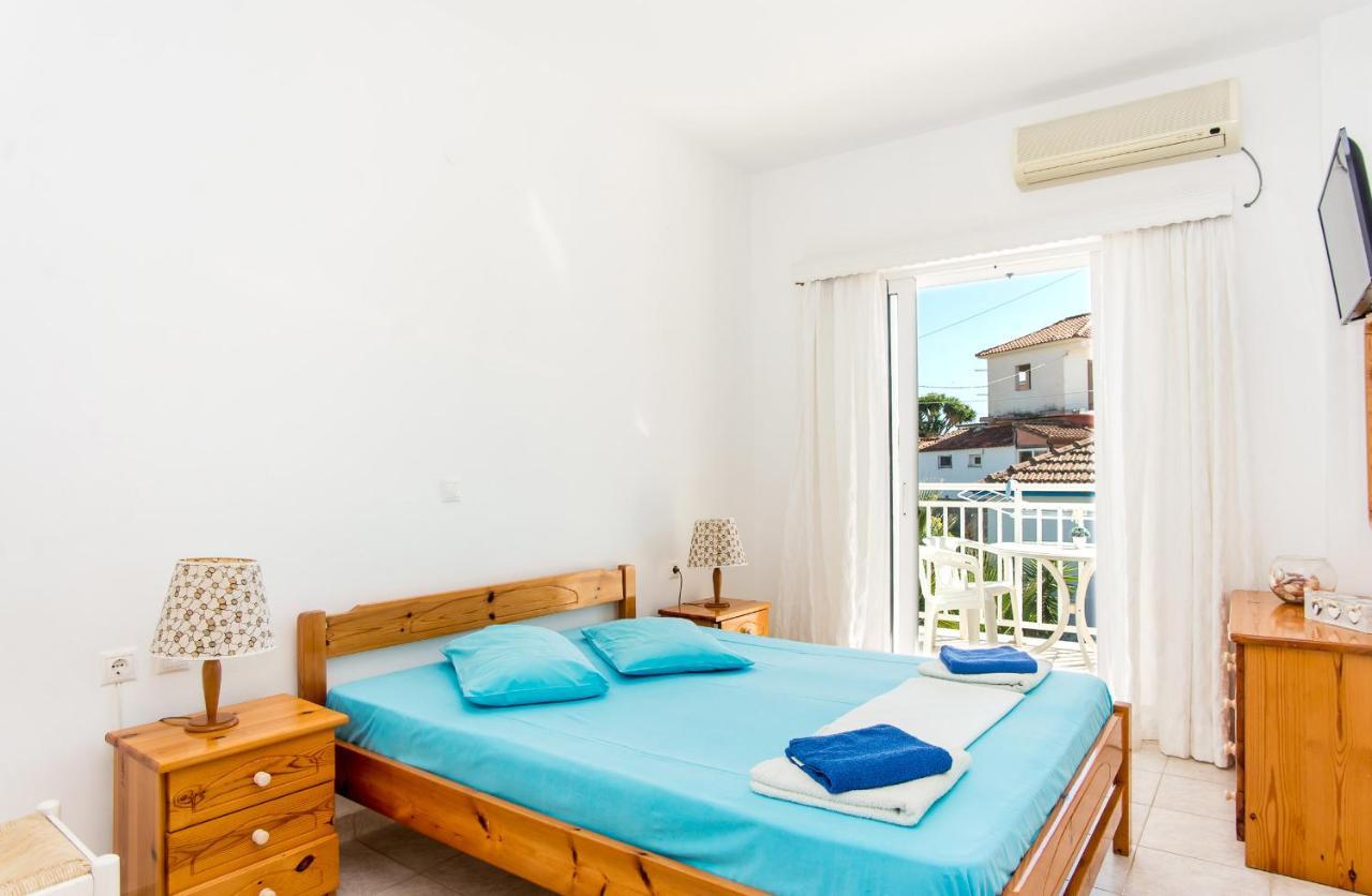 Blue White Apartments - Kefallonia Poolside Retreats Spartia (Kefalonia) Exterior foto
