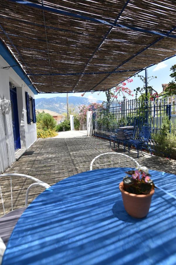 Blue White Apartments - Kefallonia Poolside Retreats Spartia (Kefalonia) Exterior foto