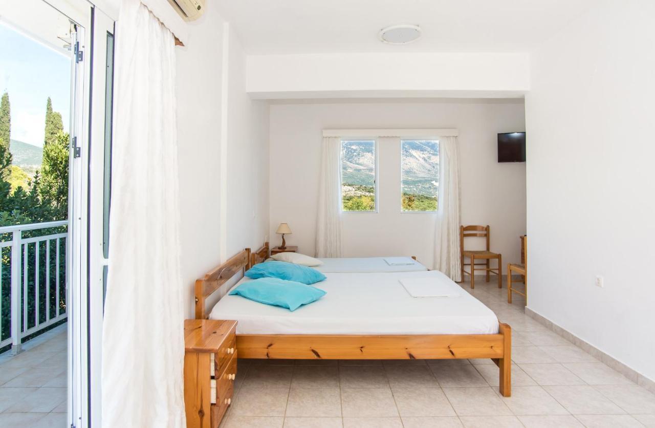 Blue White Apartments - Kefallonia Poolside Retreats Spartia (Kefalonia) Exterior foto